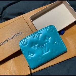 Tiffany Blue Louis Vuitton Mini Zippy